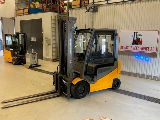 Jungheinrich EFG 430 K - Bild 2